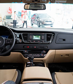 Đổi màu nội thất Fotuner cao cấp thêm trần sao