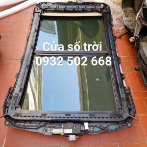 Khung kính cửa trời Zotye T700 T800